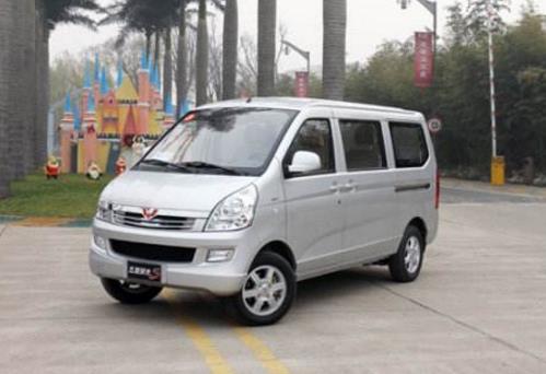 十大面包車銷量排行榜,五菱榮光V價格低銷量最高