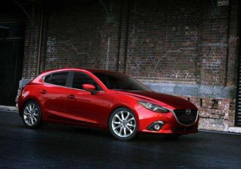 適合職場女白領開的十款車排名,經典MINI五門版有最佳安全技術