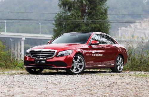 十大中型汽車銷量排行榜,大眾邁騰銷量最高,大眾帕薩特緊追其后