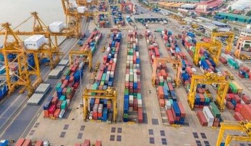 世界十大出口國(guó)家排行榜,中國(guó)出口金額高達(dá)1.9萬(wàn)億美元