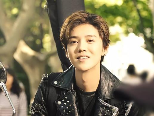 2018十大中國男明星人氣排行榜,《偶像練習生》蔡徐坤最火