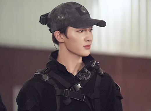 2018十大中國男明星人氣排行榜,《偶像練習生》蔡徐坤最火