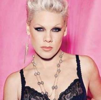 十大收入最高女星排行榜,凱莉·詹娜《福布斯》全球名人收入第三