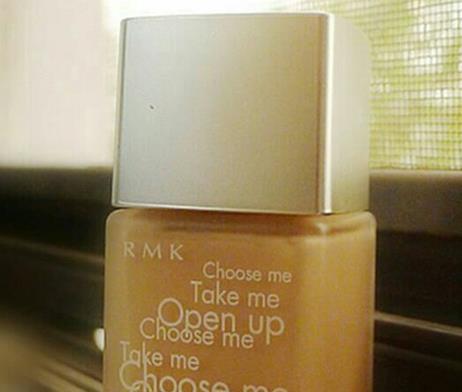 日本十大口碑粉底液排名,SUQQU晶采極潤粉霜持久度很好