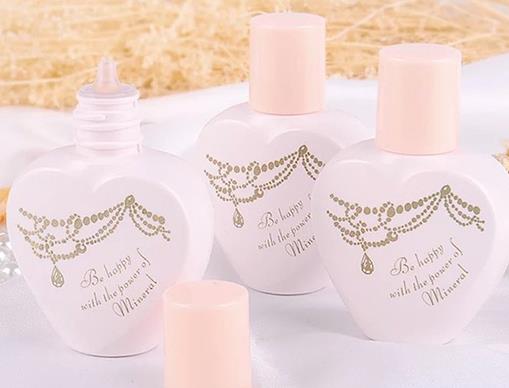 日本十大口碑粉底液排名,SUQQU晶采極潤粉霜持久度很好