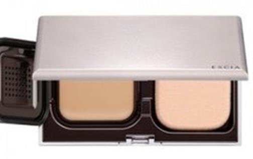 日本十大口碑粉底液排名,SUQQU晶采極潤粉霜持久度很好