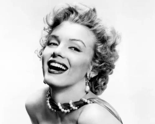 十大國際女巨星排名,凱瑟琳·赫本、桑德拉·布洛克至今仍是經(jīng)典