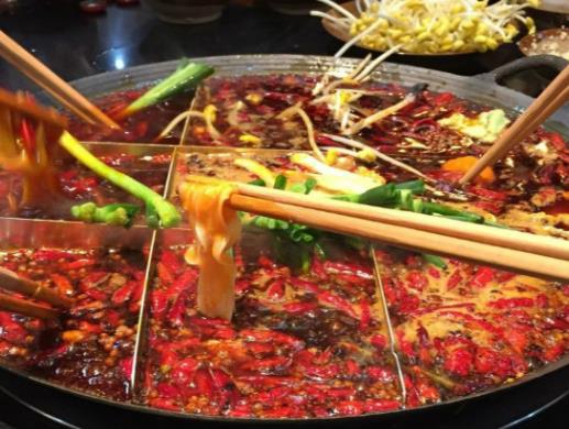 青島十大必吃飯店排名,海景花園西餐廳、蟹之國都值得一試