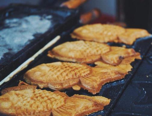 十大沈陽(yáng)西塔美食排名,辣炒年糕回味無(wú)窮,牛窩骨湯營(yíng)養(yǎng)豐富