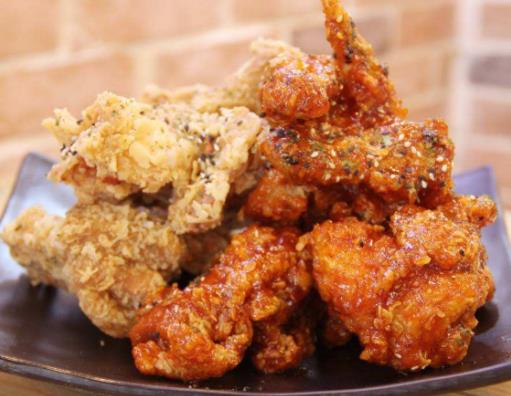 十大沈陽(yáng)西塔美食排名,辣炒年糕回味無(wú)窮,牛窩骨湯營(yíng)養(yǎng)豐富