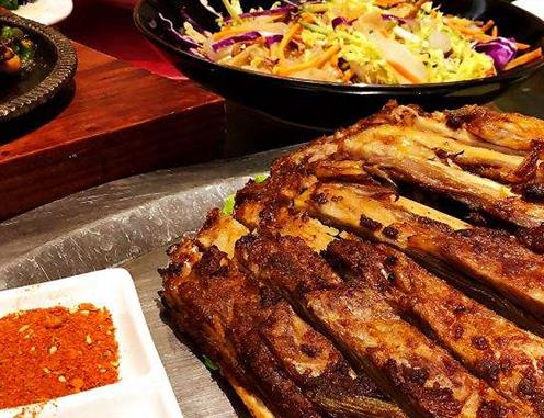 天津十大飯館排名,紅旗飯莊的蟹黃魚翅是招牌,桂園餐廳主打平民菜