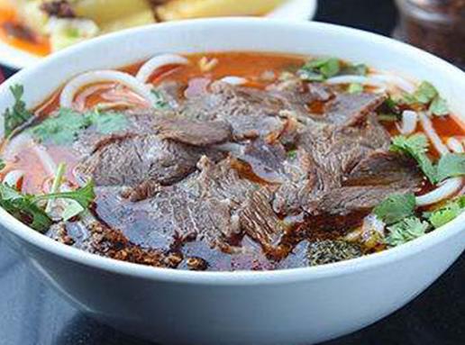 武漢戶部巷小吃美食排名,徐嫂魚糊粉知名度高,三鮮豆皮油而不膩