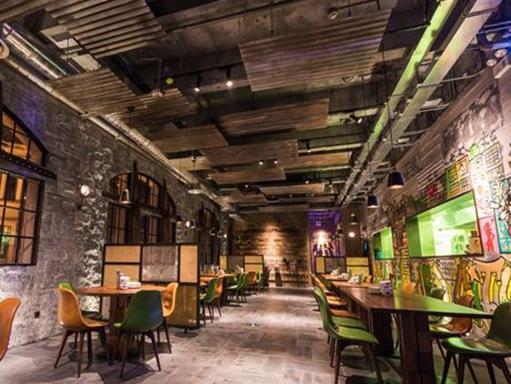 上海十大奢華餐廳排名,望江閣有一對一的管家全程服務(wù)