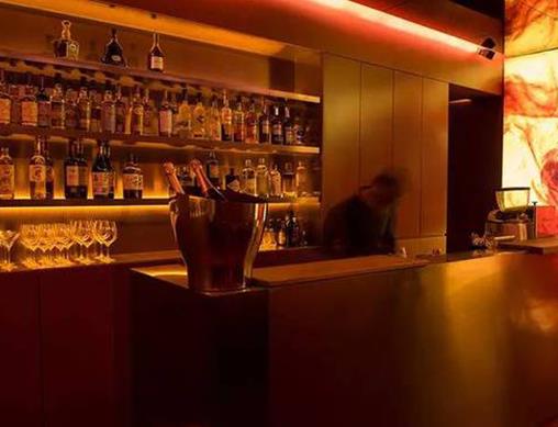 上海十大奢華餐廳排名,望江閣有一對一的管家全程服務(wù)