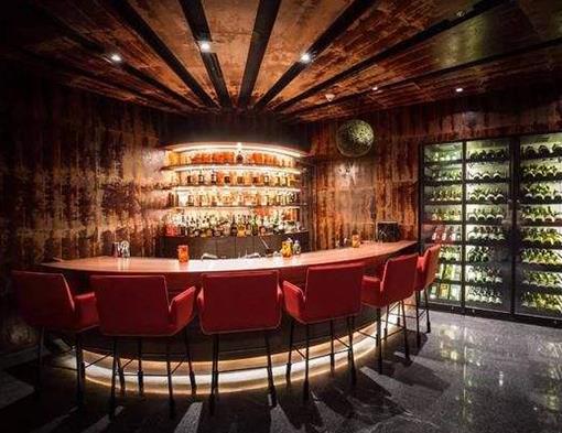 上海十大奢華餐廳排名,望江閣有一對一的管家全程服務(wù)