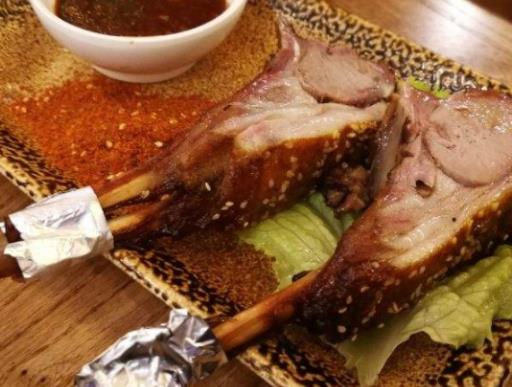 青島好吃的飯店排名,春和樓飯店有特色,船歌魚水餃很美味