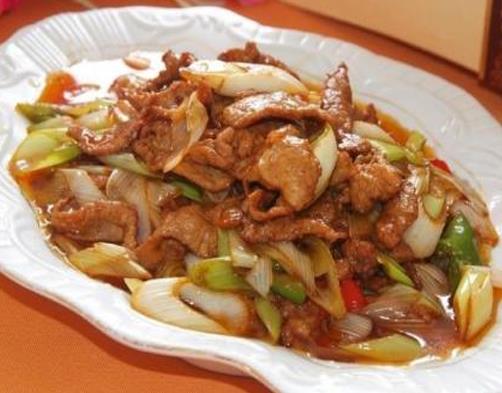 中國(guó)十大最難做的菜,中東烤全駝、佛跳墻都要專業(yè)廚師做