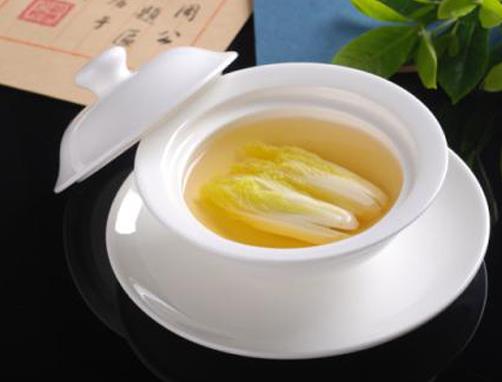 中國(guó)十大最難做的菜,中東烤全駝、佛跳墻都要專業(yè)廚師做