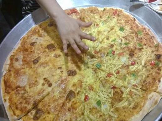 長春小吃一條街排名,桂林路的肉蟹煲很好吃,紅旗街很出名