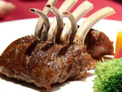 天津高檔西餐廳排名,馬克西姆法餐廳環境優美,王品臺塑牛排很獨特