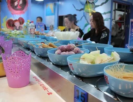 長春歐亞商都十樓美食,春餅的味道很美味,壹品大廚公開透明