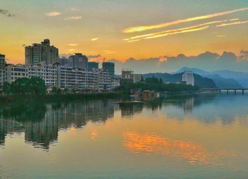 2019年居民收入排行榜,上海人、北京人能掙能花