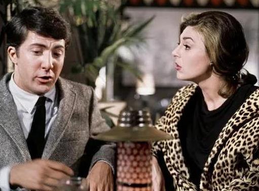 美國十大經(jīng)典愛情電影,泰坦尼克號無人超越,漂亮女人是老片經(jīng)典