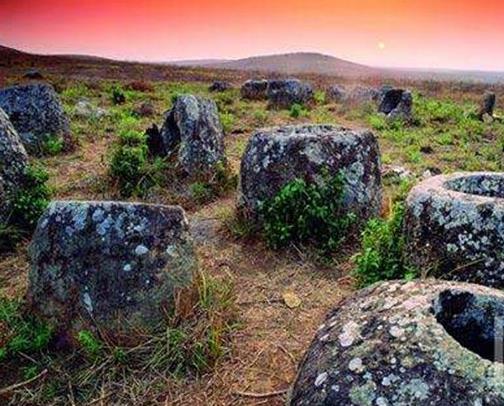 世界十大奇特的自然景觀,五色河很夢(mèng)幻,七色土由火山噴發(fā)