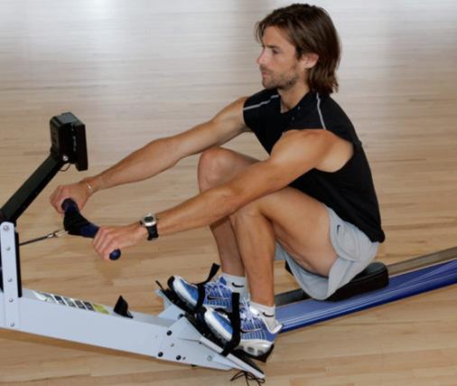 十大強力燃脂的運動,游泳增強耐力,壺鈴擺動涉及核心肌肉