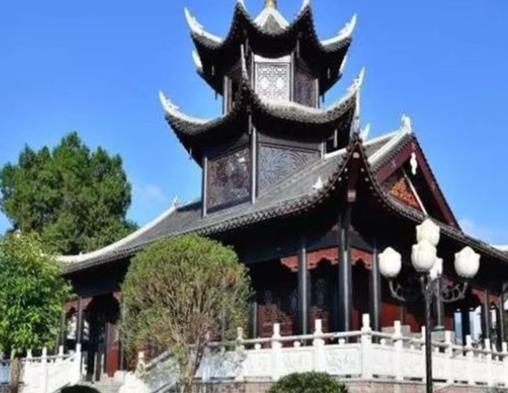 貴陽十大最受歡迎景點排行榜,黃果樹大瀑布、梵凈山恢弘壯闊