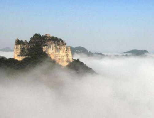 貴陽十大最受歡迎景點排行榜,黃果樹大瀑布、梵凈山恢弘壯闊