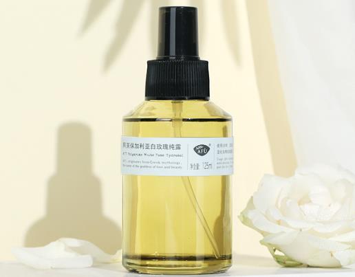 世界十大玫瑰純露排行榜,洛神詩(shī)玫瑰純露、薇拉凱瑟玫瑰純露呵護(hù)肌膚