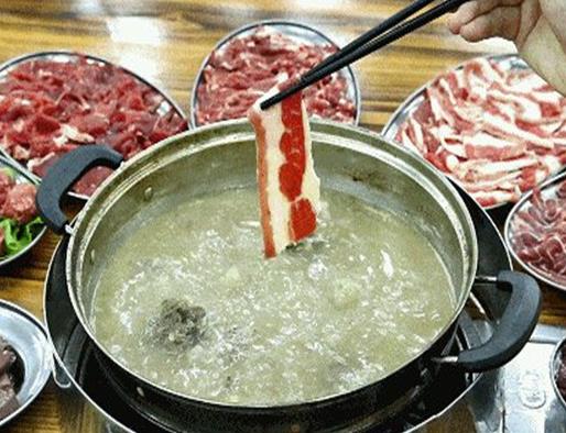 江門十大熱門火鍋店排行榜,小公牛火鍋人氣高、嘉匯牛餐館的肉肉質(zhì)好