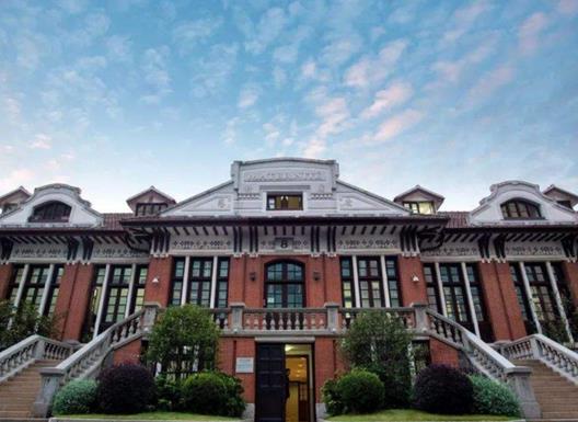 中國十大著名呼吸科專科醫(yī)院,中國醫(yī)學科學院北京協(xié)和醫(yī)院醫(yī)療設備齊全