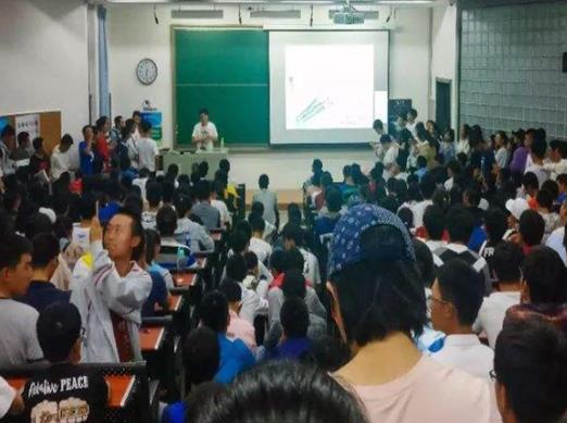 韓國十大高薪職業排行榜,大企高管年薪高、國會議員福利待遇好