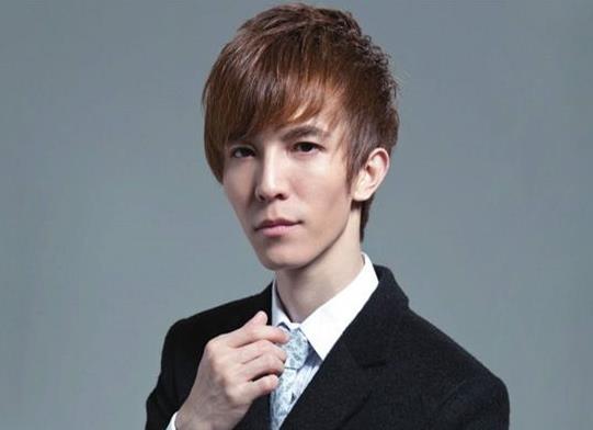 中國十大青年小說家排行榜,韓寒代表作三重門、郭敬明指導(dǎo)了多部電影