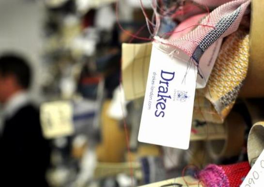 世界十大頂級(jí)領(lǐng)帶品牌,史蒂芬勞·尼治領(lǐng)帶、查維特領(lǐng)帶品質(zhì)好可信賴