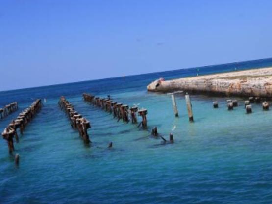 世界十大海濱度假勝地,西礁島是愛(ài)貓人士的天堂、巴厘島風(fēng)景綺麗