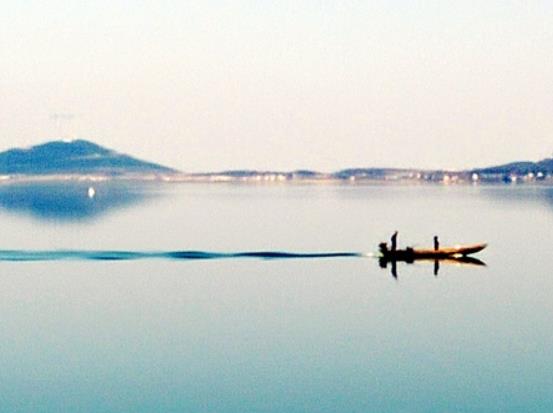 南京十大著名湖泊排行榜,紫霞湖是5A級景區、玄武湖夜游也很美
