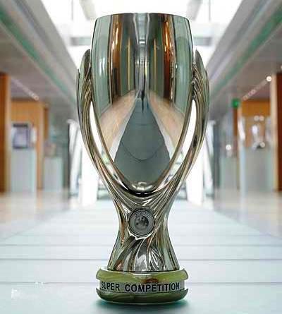 足球運動員都想得到的冠軍獎杯 大力神杯是足球界最高榮譽的象征