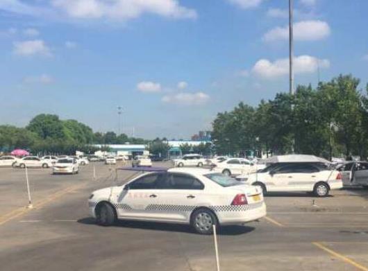 上海十大駕校排名,通略駕校教練經驗豐富、榮安駕校首創一人一車