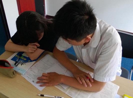 德陽市十大教育培訓(xùn)機(jī)構(gòu)排名,興唯瑋教育培訓(xùn)學(xué)校幫你鞏固基礎(chǔ)