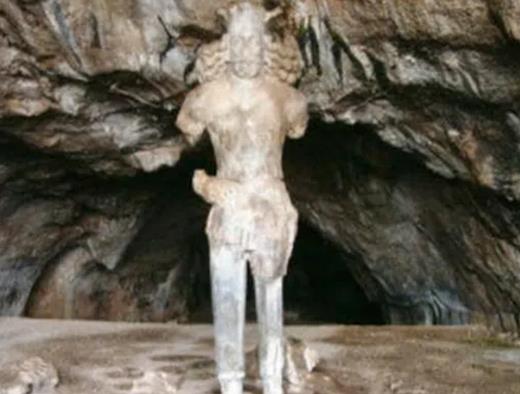 世界十大巨型雕像排名,獅身人面像、樂山大佛值得一去