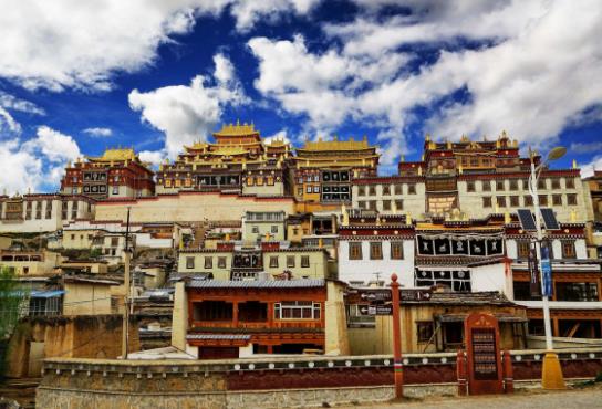 云南省迪慶市十大旅游景點排行榜 迪慶有什么好玩的地方