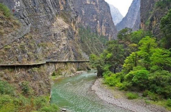 云南省迪慶市十大旅游景點排行榜 迪慶有什么好玩的地方