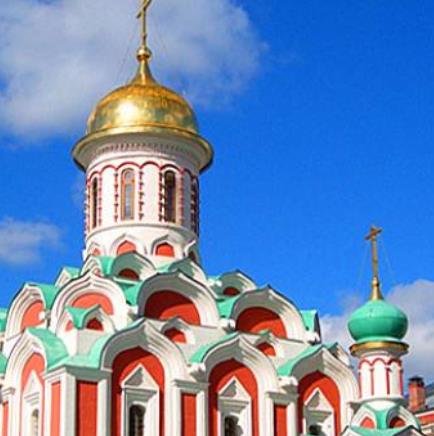 俄羅斯圣彼得堡十大旅游排行 喀山大教堂具有典型的當時帝國風格的特征