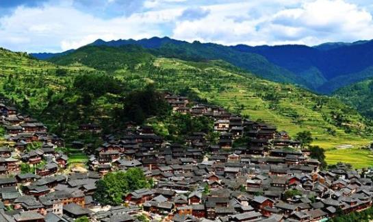 愛爾蘭凱里郡十大旅游排行 加勒魯斯小教堂是一個早期基督教教堂