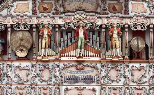 愛爾蘭威克洛郡九大旅游排行 鮑爾斯考特莊園是一座巨大的莊園