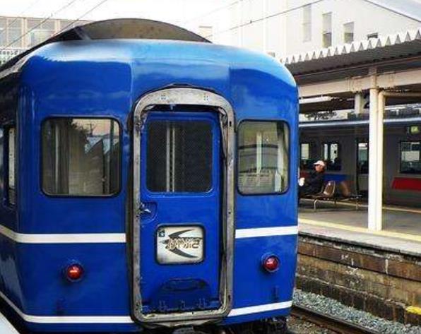 世界上最豪華的十大火車景點旅游排行 藍色列車是非洲最豪華的列車