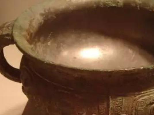 世界十大老式博物館旅游排行 老式服裝收藏館收藏了19世紀的服裝